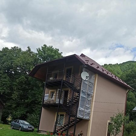 Panorama Apartment Kvasy Exterior photo